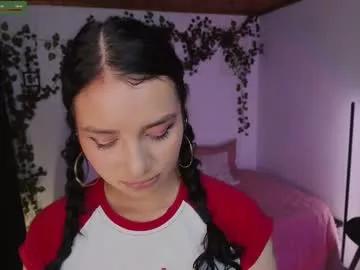 Freechat honeymoontea on Chaturbate