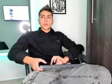 Freechat hotay_ on Chaturbate