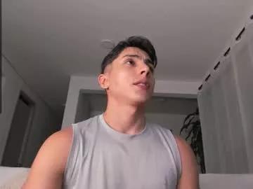 Freechat hotay_ on Chaturbate