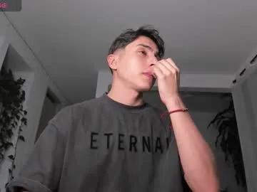 Freechat hotay_ on Chaturbate