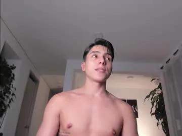 Freechat hotay_ on Chaturbate