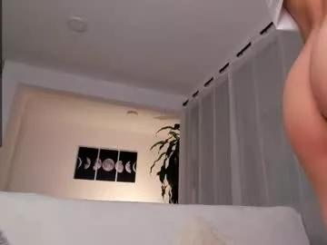 Freechat hotay_ on Chaturbate