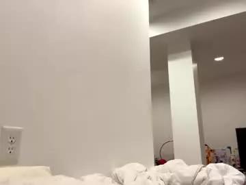 Freechat hotmale_00 on Chaturbate