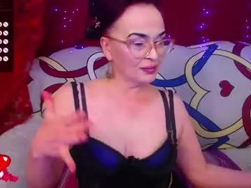hotzlata on Chaturbate 