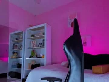 Freechat ian_castillo_ on Chaturbate