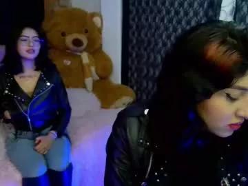 Freechat isa_bunny18 on Chaturbate