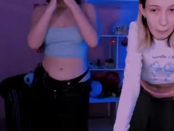 isa_luxury on Chaturbate 