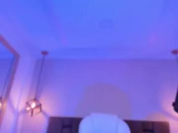 Freechat isabella_santamaria on Chaturbate