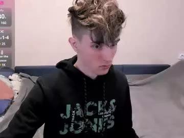 Freechat james_mil on Chaturbate
