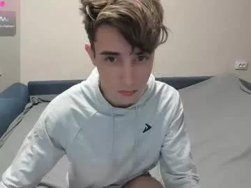 Freechat james_mil on Chaturbate