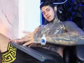 Freechat jaxxxonherd on Chaturbate