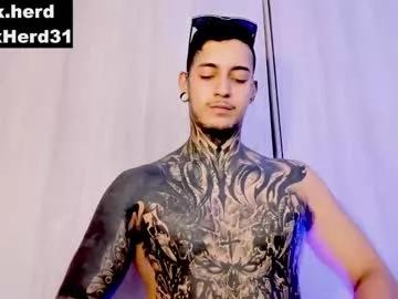 Freechat jaxxxonherd on Chaturbate