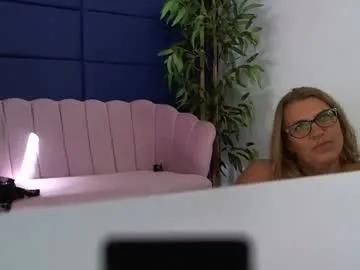 Cute Kamafeels wants you to fuck her body now kamafeels from Chaturbate