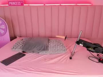 Freechat karriewatson on Chaturbate