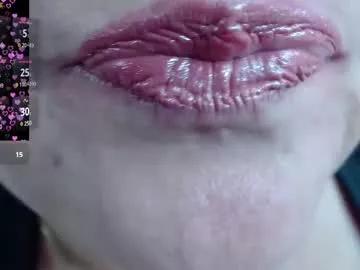 Freechat kerly_doll on Chaturbate