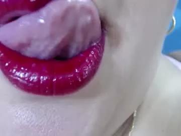 Freechat kerly_doll on Chaturbate