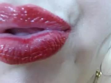 Freechat kerly_doll on Chaturbate