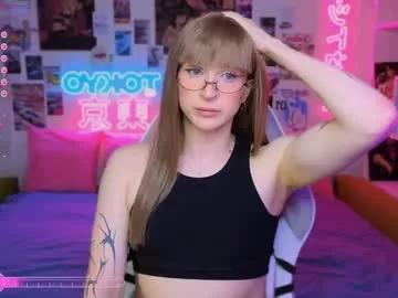 Freechat kira_long on Chaturbate