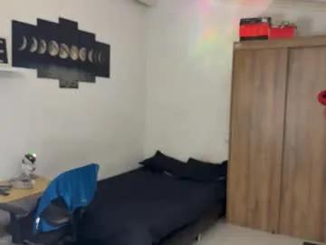 Freechat kisan_smith on Chaturbate