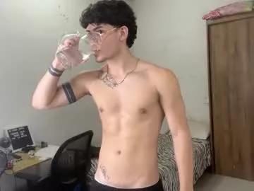 Freechat kisan_smith on Chaturbate