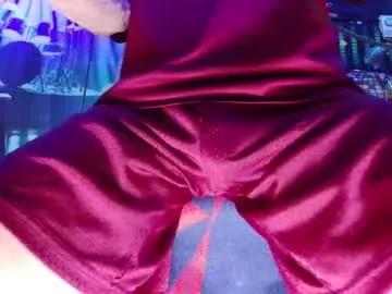 Freechat kiveuxmakeu on Chaturbate