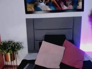 laragoldd on Chaturbate 