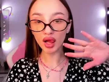 laralourance on Chaturbate 