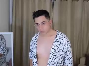 Freechat latin_boy_surprise on Chaturbate