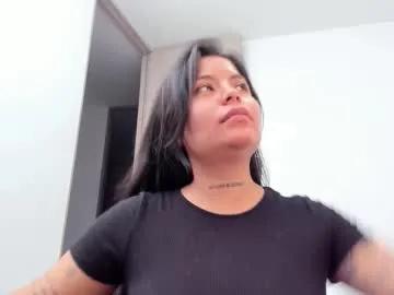 Freechat latinevil on Chaturbate