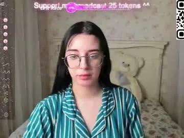 Watch Leia_moreno, she wants to masturbate for you leia_moreno from Chaturbate