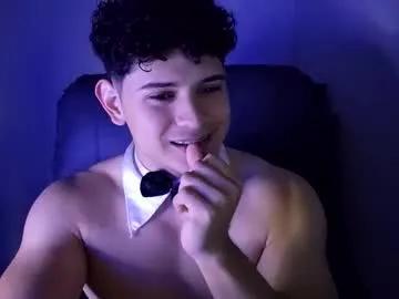 Freechat lilhotnando on Chaturbate