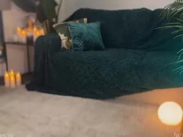 Freechat liliaah on Chaturbate