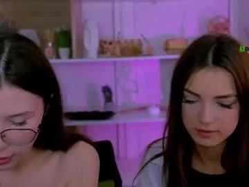 Freechat lily_morty on Chaturbate