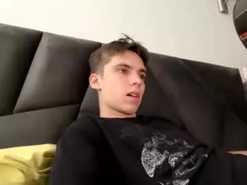 luis_7777 on Chaturbate 