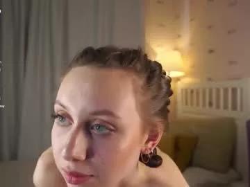 lynngroves on Chaturbate 