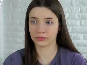 Freechat maidabuoy on Chaturbate