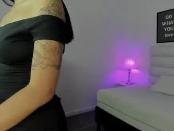 Private mari_salgado on Chaturbate