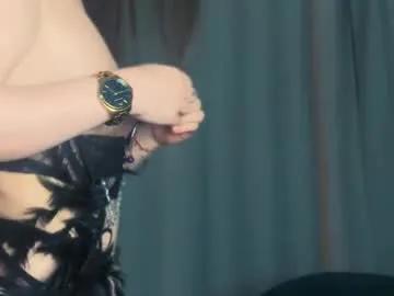 Freechat mayyka on Chaturbate