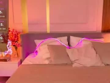 Freechat miley_smile on Chaturbate