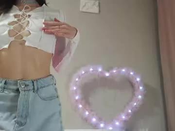 Freechat mmmeoww on Chaturbate