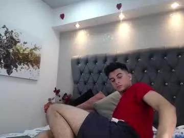 Freechat mr_williseo on Chaturbate