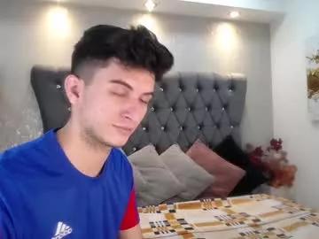 Freechat mr_williseo on Chaturbate