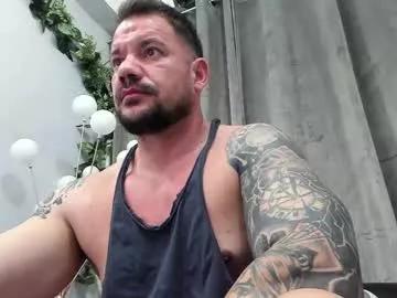 Freechat musclemonster31 on Chaturbate