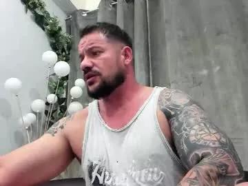 Freechat musclemonster31 on Chaturbate