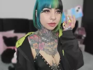 Freechat nikkiramone on Chaturbate