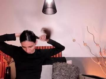 Freechat ninacavallli on Chaturbate