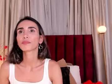 Freechat ninacavallli on Chaturbate
