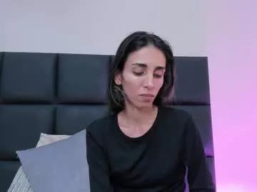 Freechat ninacavallli on Chaturbate