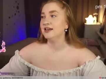 Freechat ollydoll on Chaturbate