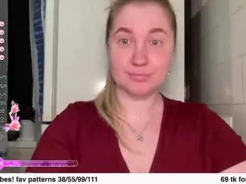 Freechat ollydoll on Chaturbate
